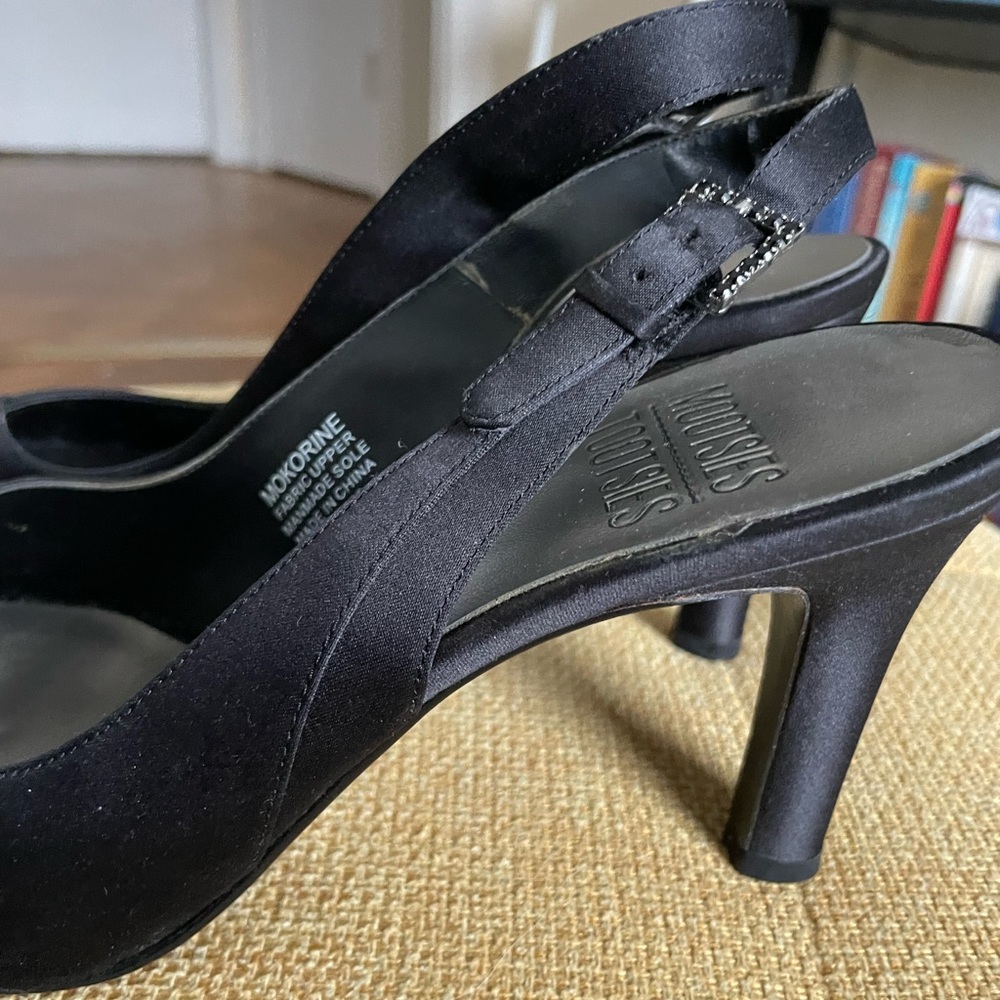 Mootsies Tootsies Mokorine  satin evening sandal size 8